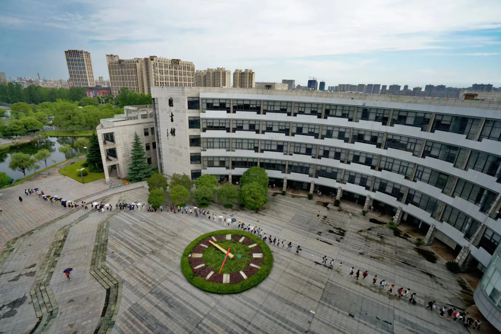 浙江工商大学图书馆